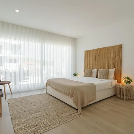 With Ocean View וילה לוריניה