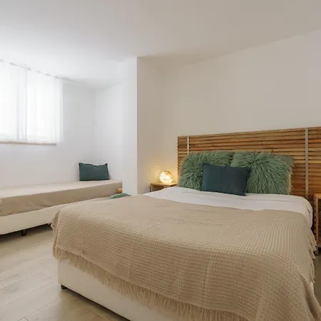 וילה With Ocean View