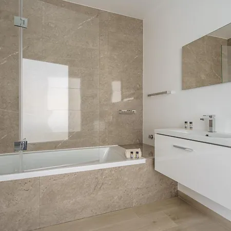 With Ocean View * לוריניה