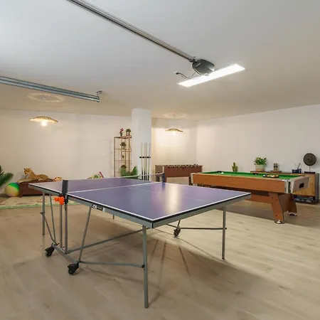 With Ocean View לוריניה